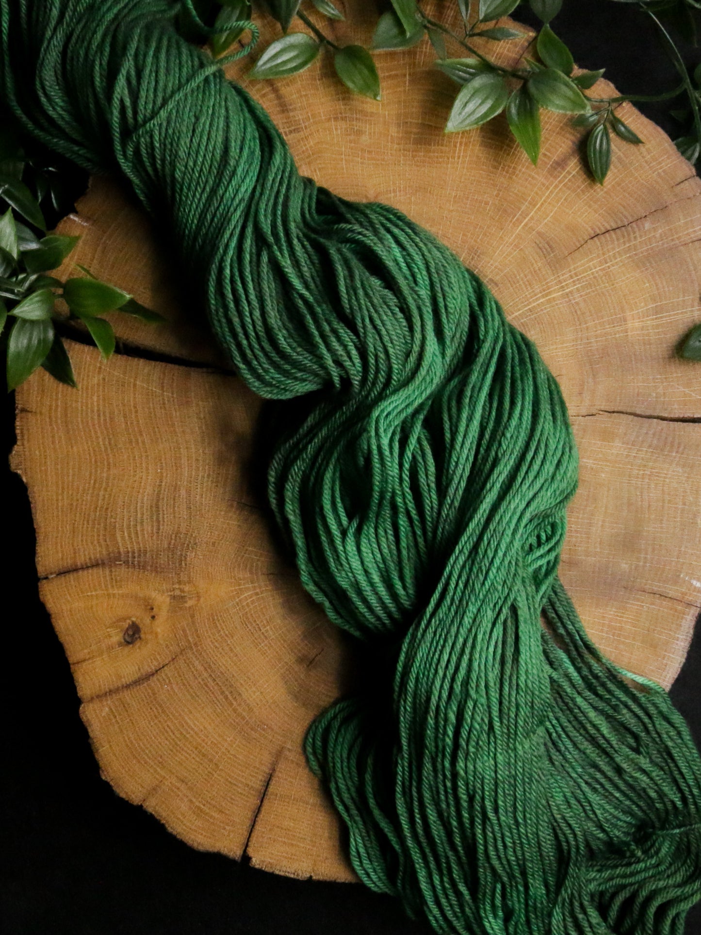 Isle of Pines - Plump 85 - DK Weight