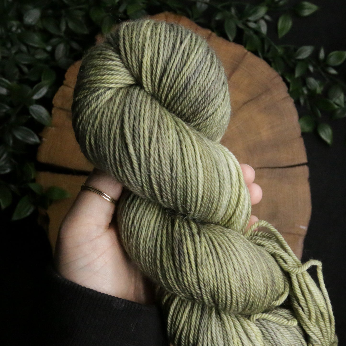 Tree Buds *green* - Merino Squish - Sport Weight