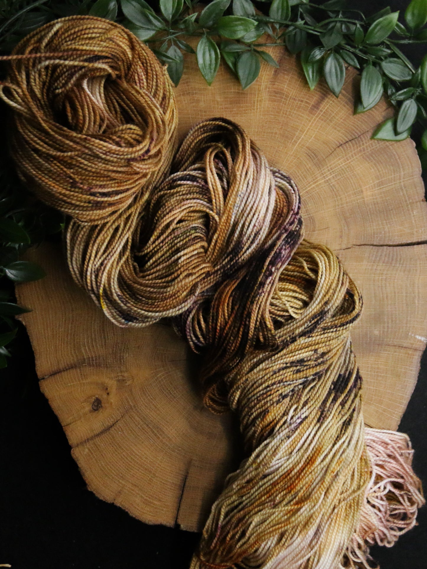 Vintage Bookshop - Vibrant 80/20 - Fingering