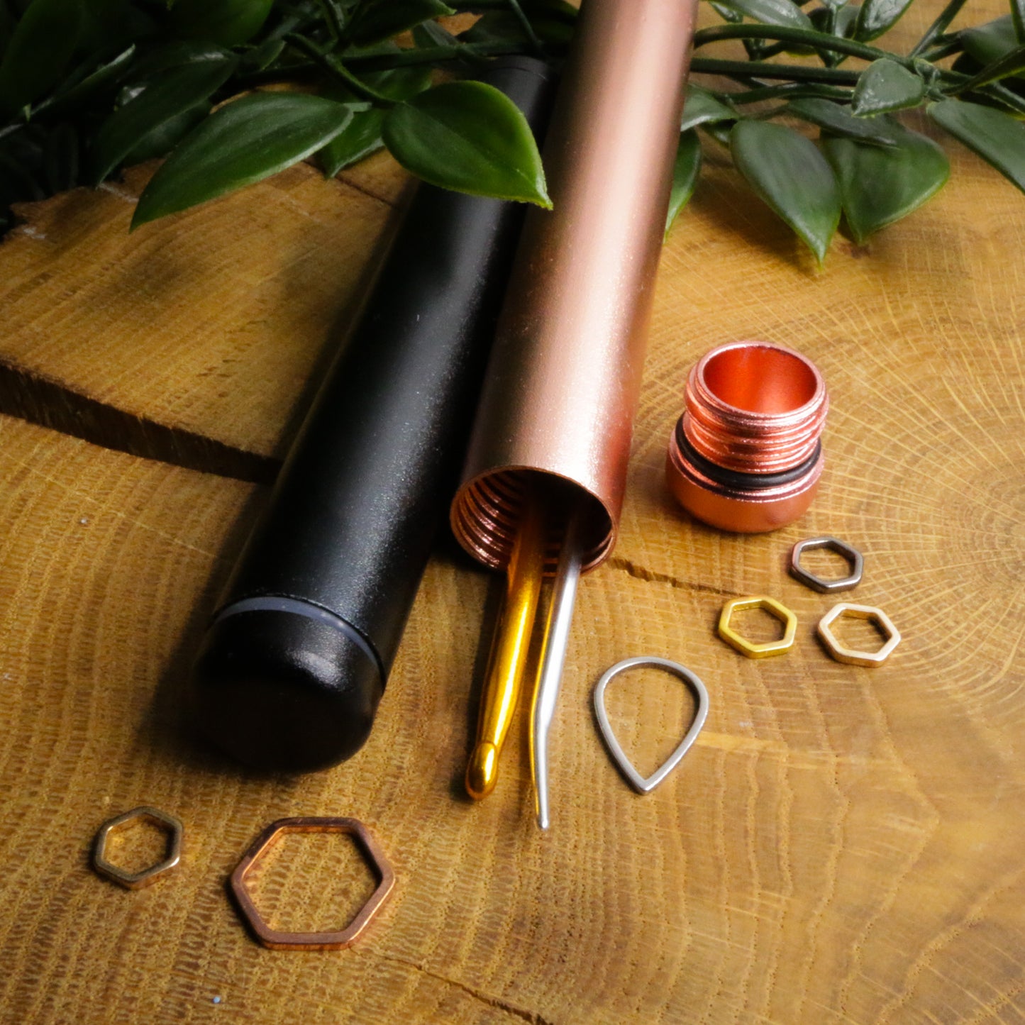 Needle Holder - Rose Gold or Black