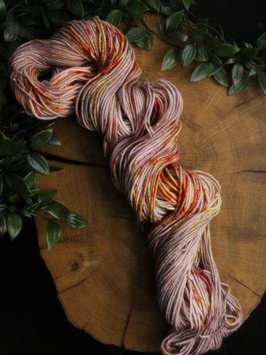 Dye Sink Skein - Round 100 Worsted - Sale