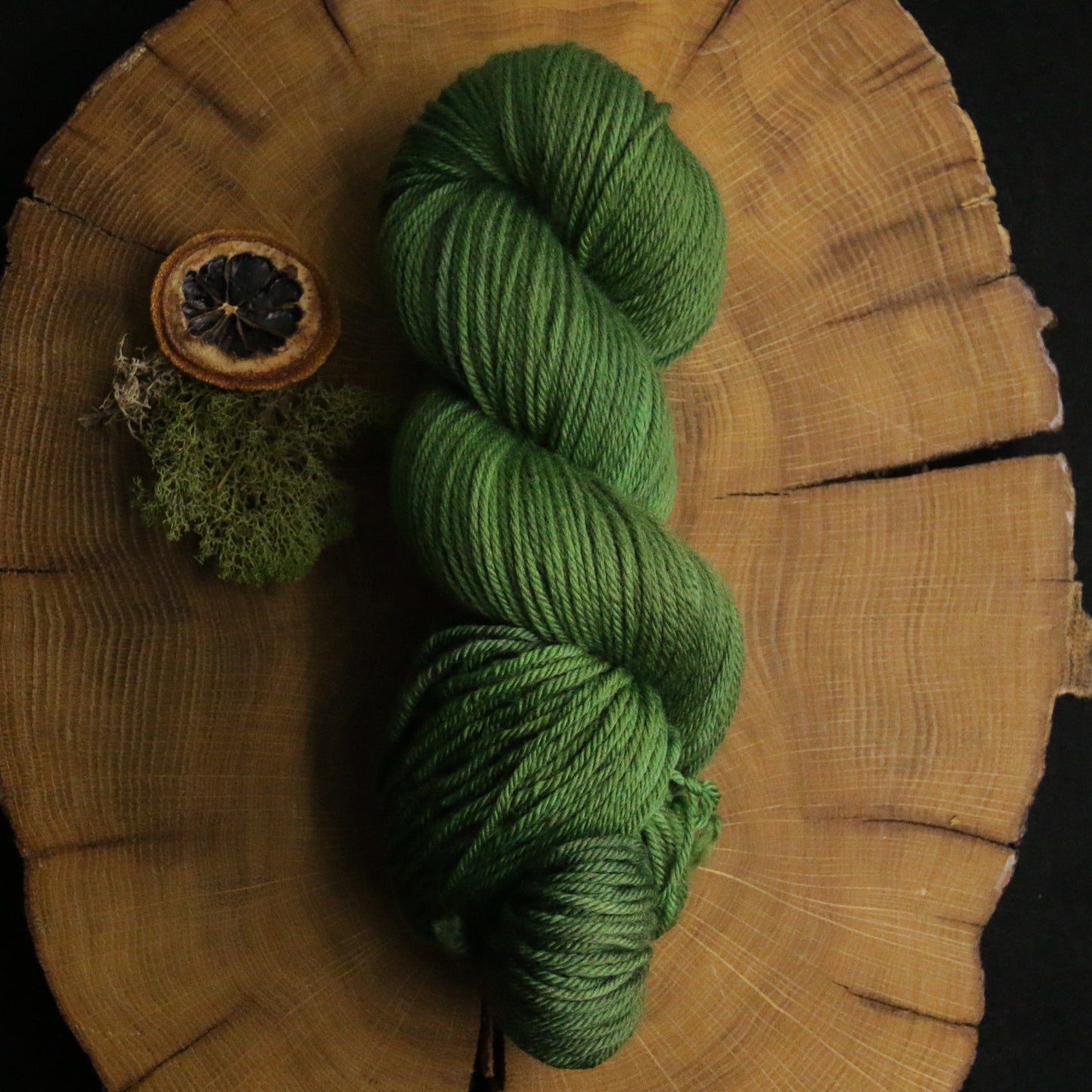 Lime Leaf- Plump 85 - DK Weight