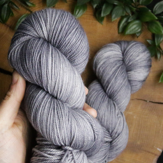 Gauntlet - Deluxe MCN - Heavy Fingering Weight