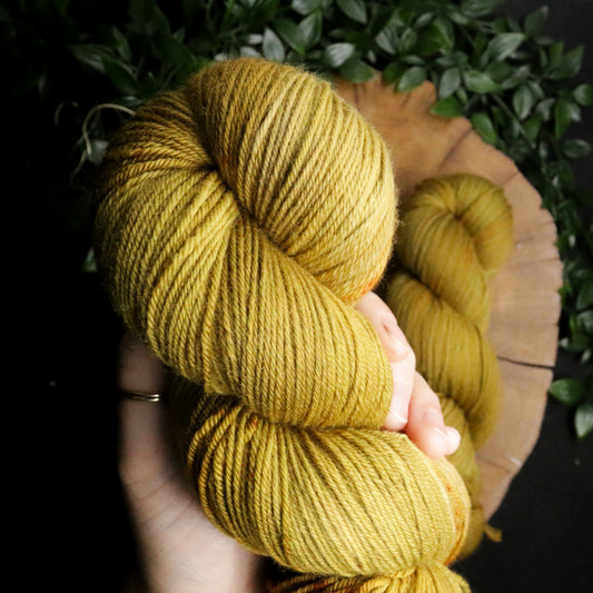 Decaying Leaves - Non-Superwash - Fingering Weight