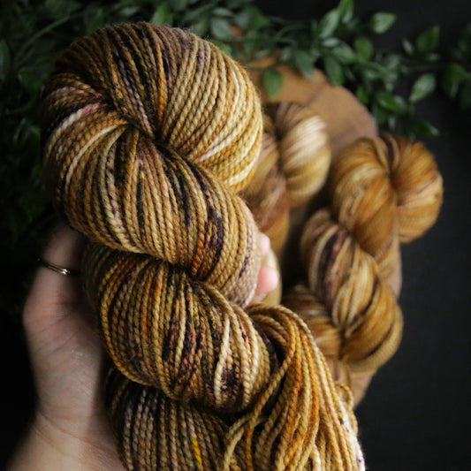 Vintage Bookshop - Highland Twist 2-Ply - DK Weight