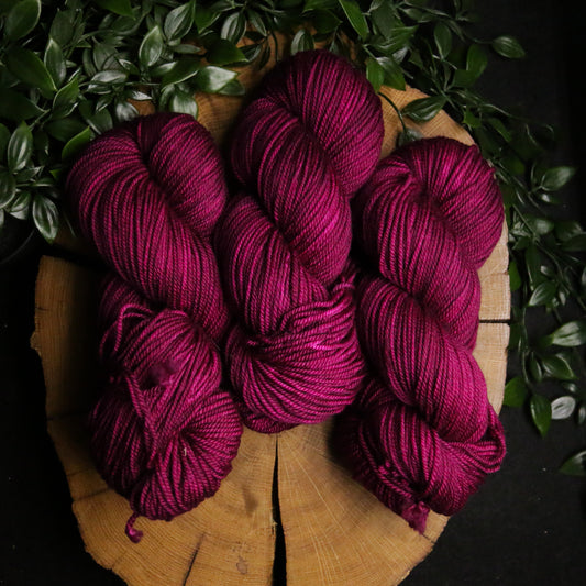 Scandalous - Deluxe MCN - DK Weight