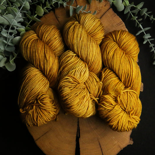 Firelight Flicker - Deluxe MCN - DK Weight - Cozy Corners Club