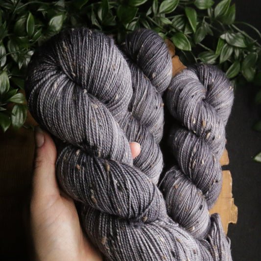 Gauntlet - Tweed - Fingering Weight