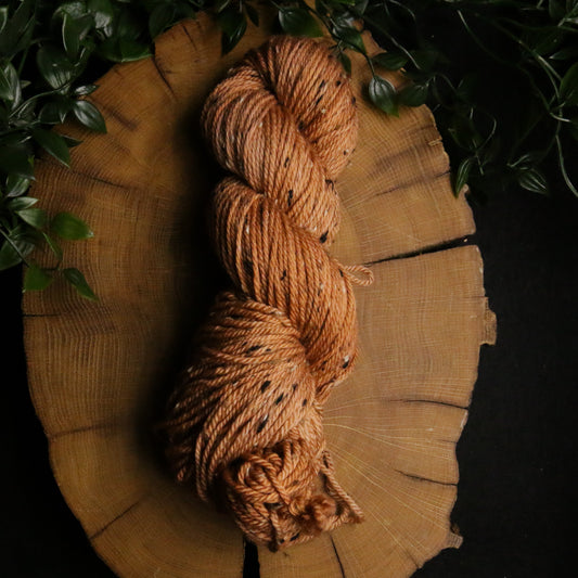 Bee's Picnic - Tweed Worsted