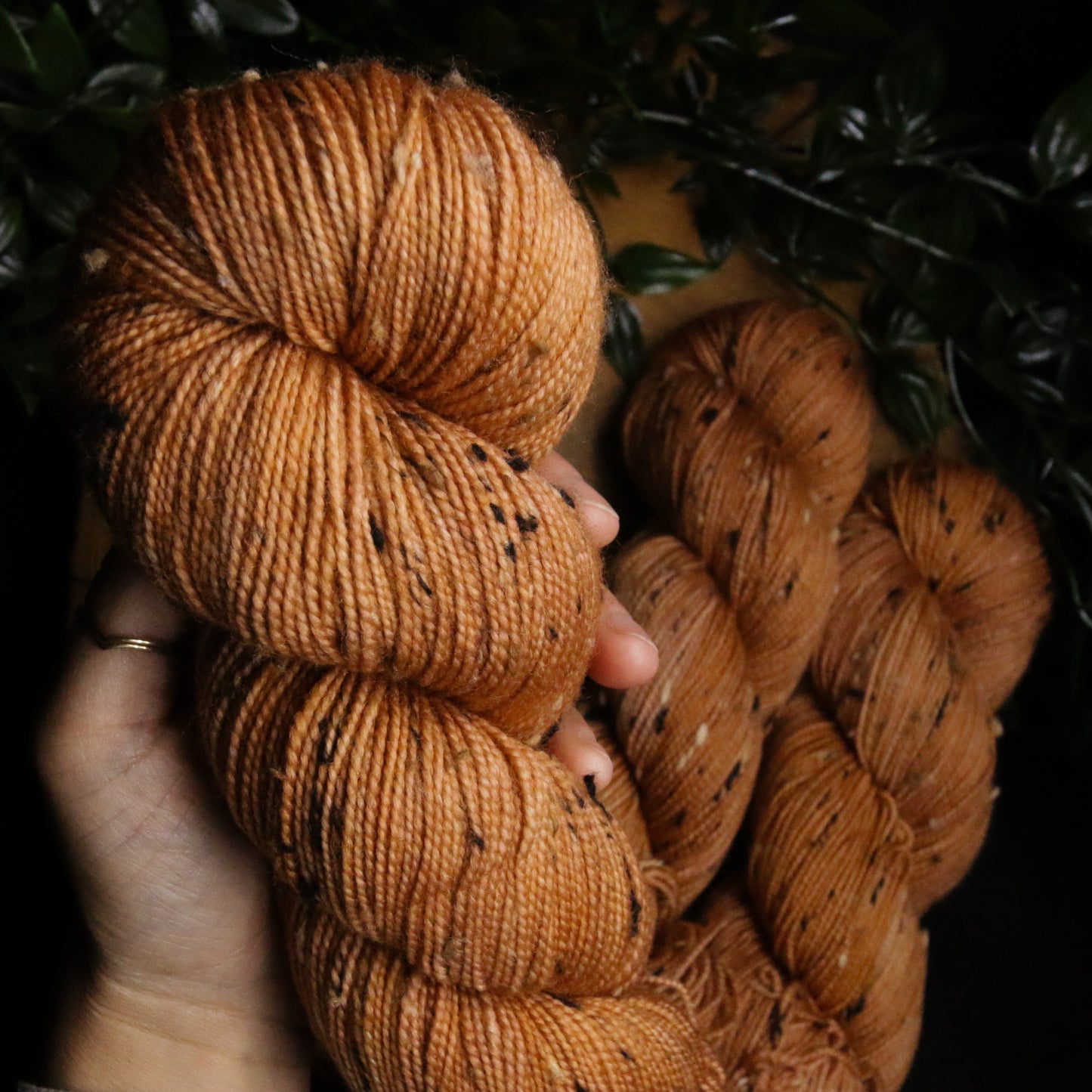 Bee's Picnic - Tweed - Fingering Weight
