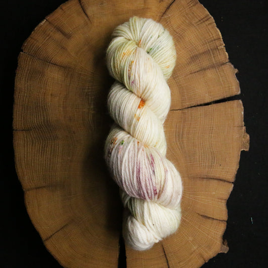 Daphne - Classic Merino - DK Weight