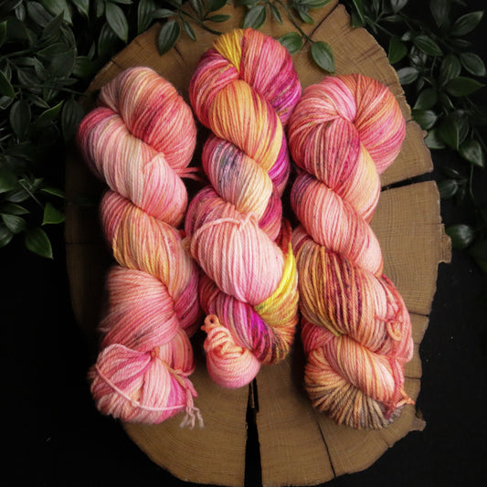 Summer Groove - Plump 85 - DK Weight