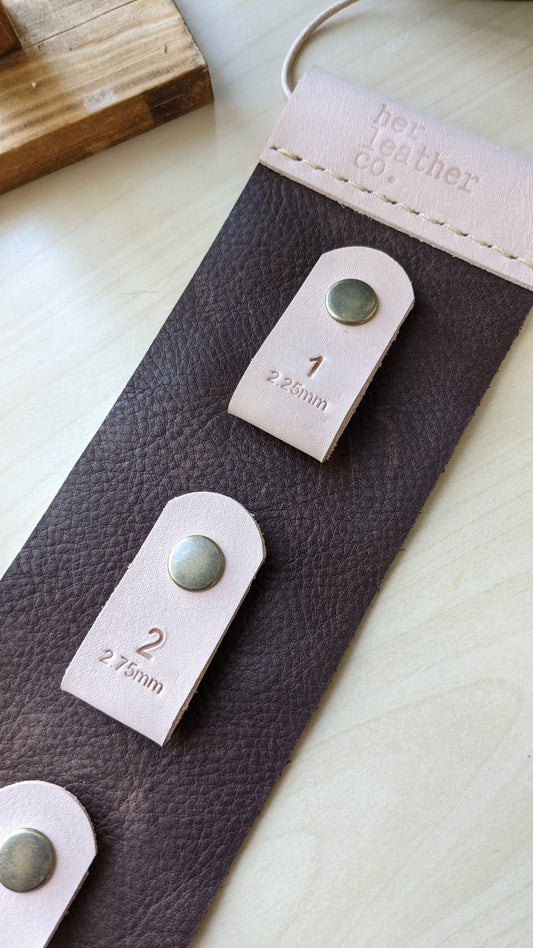 Leather Hanging Needle Organizer